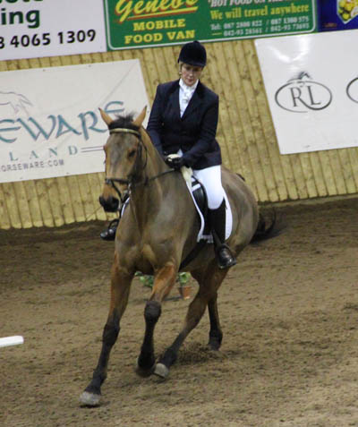 Susan Scott & Talubet Oz in full flow at Ravensdale Lodge on Sunday at the Cemac Groups indoor dressage league