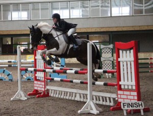 Rebecca Rafter steers her mother Paula's "PMR Beamish Is The Best" clear over the 1.10m track at Ravensdale Lodge on Thursday