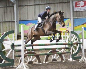 Claire O'Hara competing at the Connell Hill Horse League