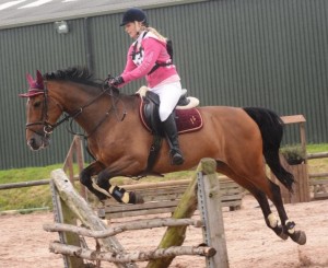 Jill Stewart and "Polly" go on to take 2nd place in the 70cm class