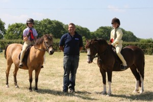 Nathan Nash sponsor with Cerys Howell and Phoebe Beaumont