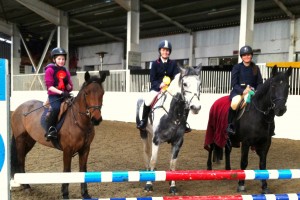 Tori Showkum on Tally Ho, Ciarra Heron on QT Blue and Ruth Hunter on Roundstone Star Express