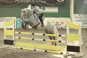 Gwen Scott and Murlough Mist competing in the 1m class