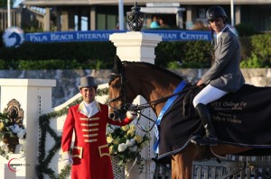 Rodrigo Pessoa and Citizenguard Cadjanine Z in their winning presentation with ringmaster Gustavo Murcia Photos © Sportfot