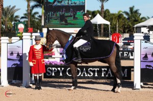 Shane Sweetnam in his winning presentation  with ringmaster Gustavo Murcia Photos © Sportfot