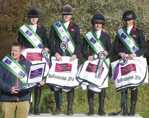 (left to right) Great Britain’s team manager Philip Surl with his winning team of Nicky Roncoroni, Lucy Wiegersma, Rosalind Canter and Izzy Taylor after their victory at the second leg of FEI Nations Cup™ Eventing 2014, held at Ballindenisk (IRL) for the first time in the history of this series. (Photo: EquusPix/FEI)
