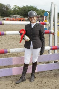 Eileen Duggan - most fashionable rider of the year at Ulster Amateur of The Year Show 2014. Congrats Eileen!!