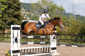 Amy Lewers and Rockrimmon Dresmcatcher topping the 1.10m and 1.20M classes 