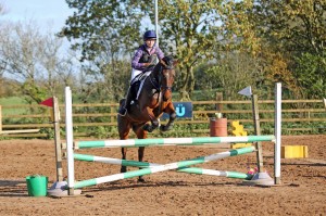 Winner of 95cm - Caitlyn Stuart on Oscar