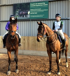 L to R 1m10/1m20 winners Nicole Barr Gino and Hannah Ewart Chill Out