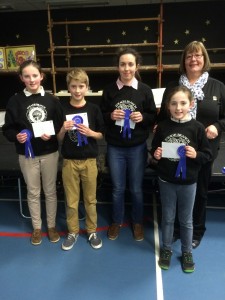 Iveagh Penguins, Casey Webb, Kathryn Morton, Fin Walsh, Lucy Morton who were the winning Team with their trainer Sharon Lyle Hall